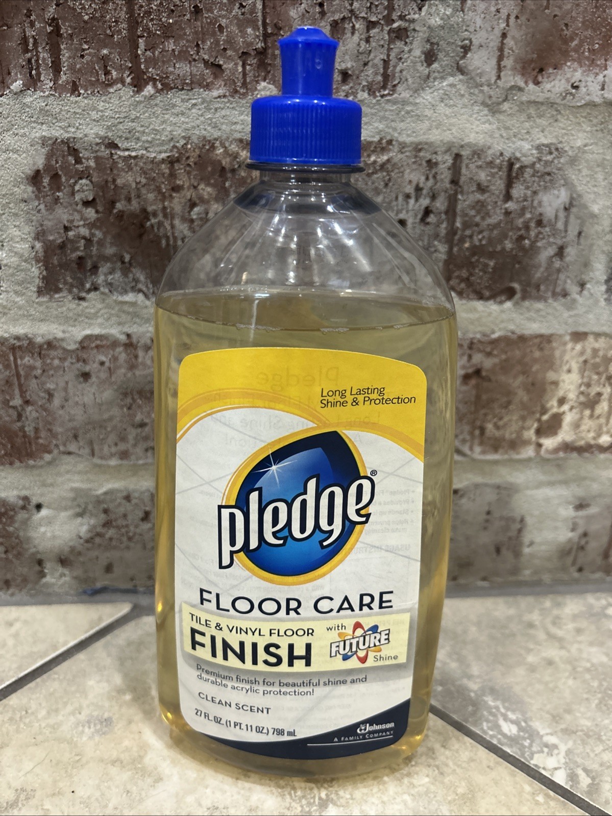Vintage Pledge Floor Care With FUTURE Shine 27 oz Clean Scent gallery