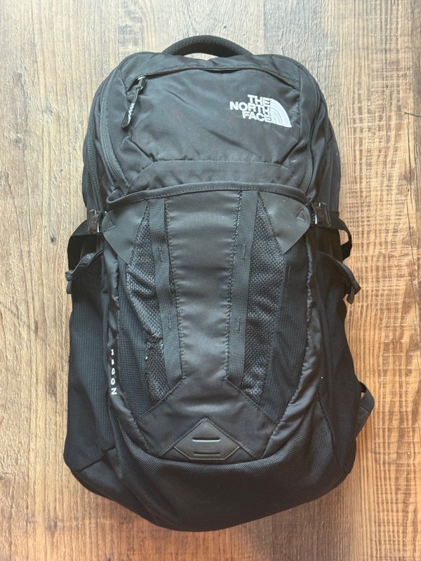 North Face Recon Backpack Black  5