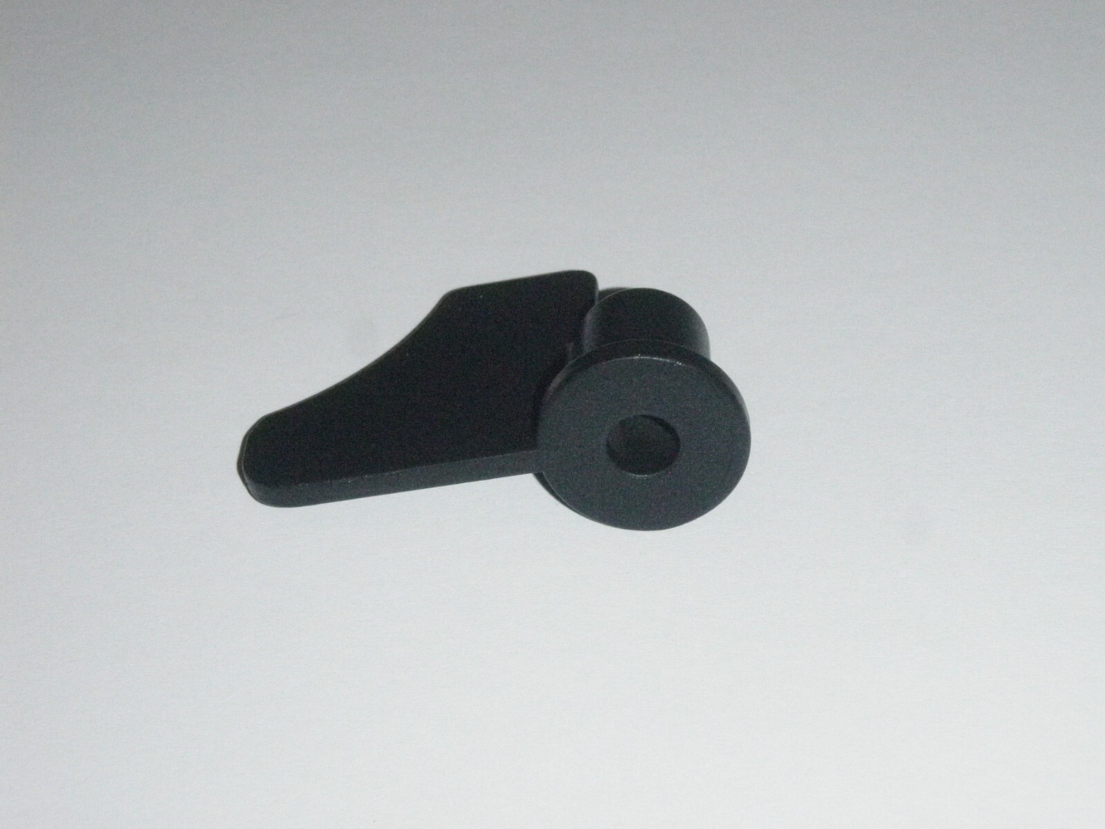 Paddle for Oster Bread Maker Models CKSTBR9050 CKSTBR9050-033 (T) gallery
