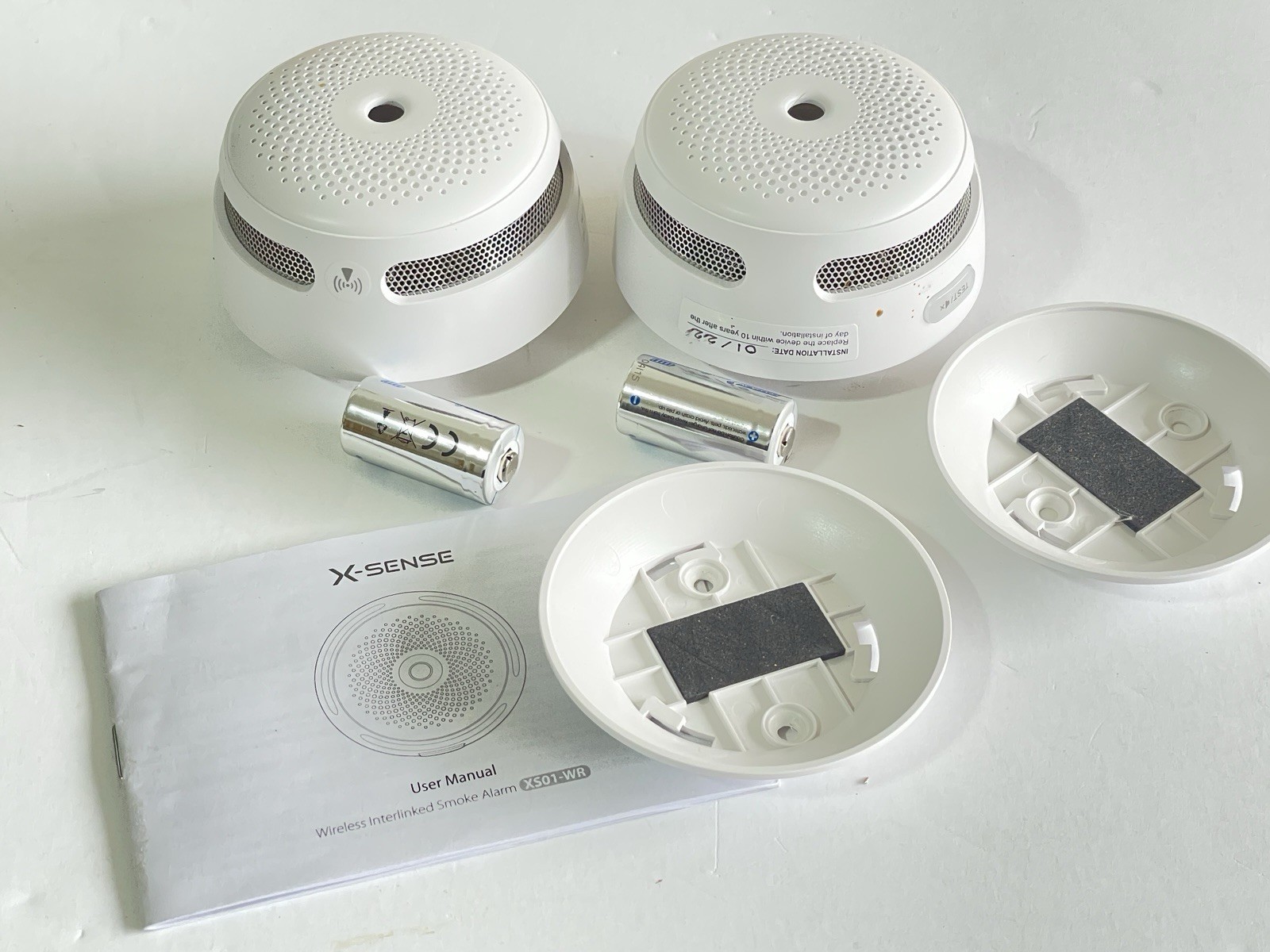 X-Sense Wireless Interconnected Smoke Detector Battery Powered Fire Alarm 2-pack gallery