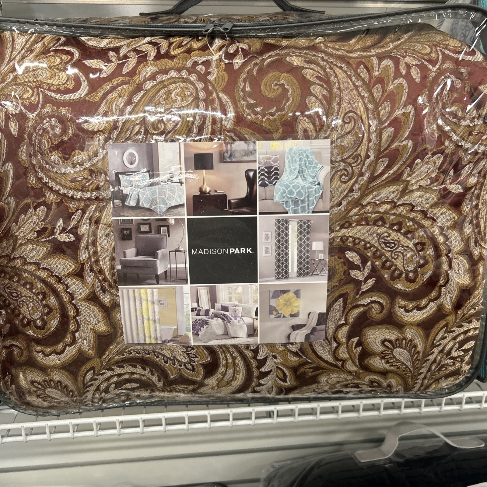 $400 Madison Park Aubrey Reversible Quilted Set, Solid Reverse Summer Breat gallery