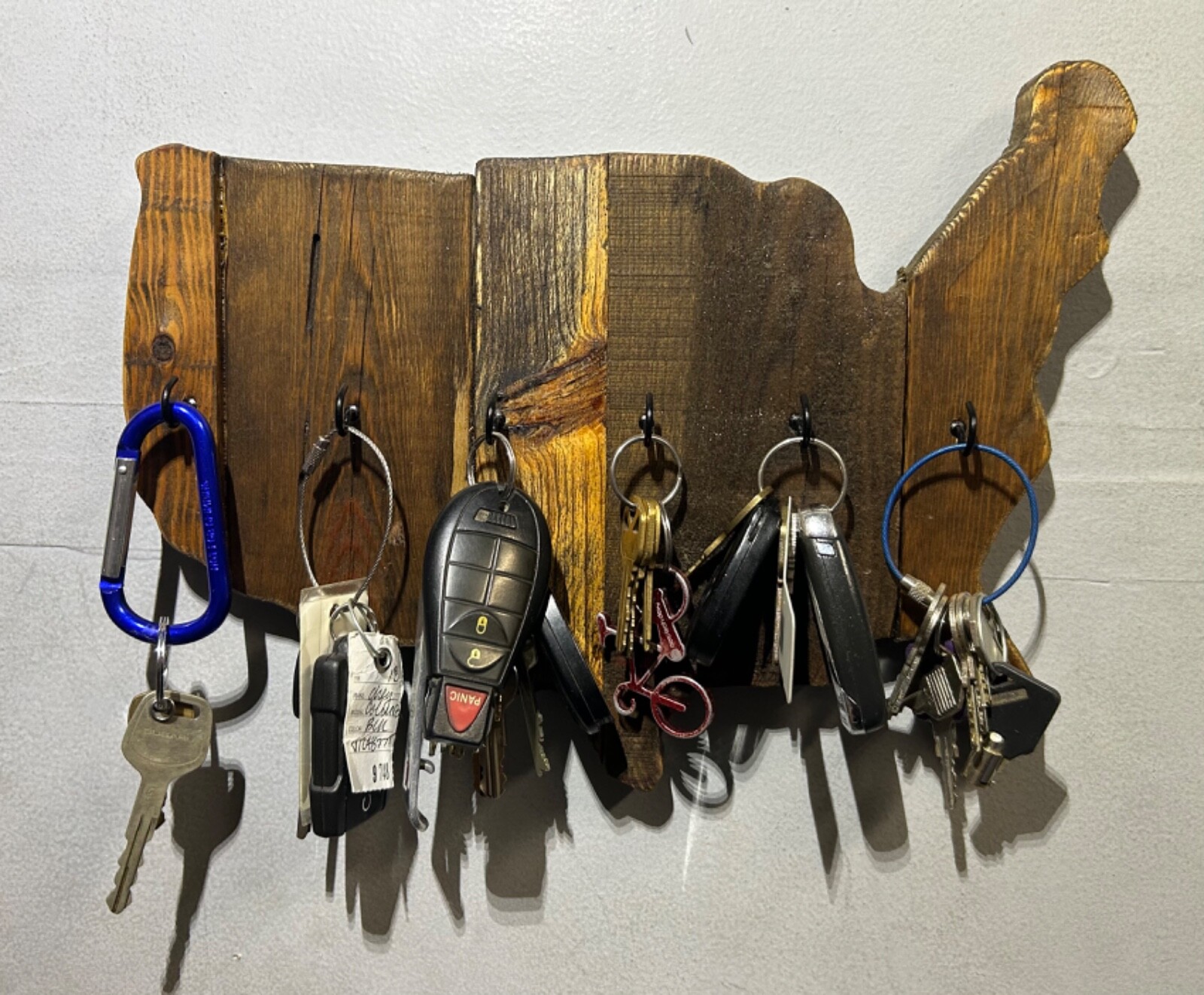 Reclaimed Rustic Wood United States Map Wall Key holder Dark Walnut gallery
