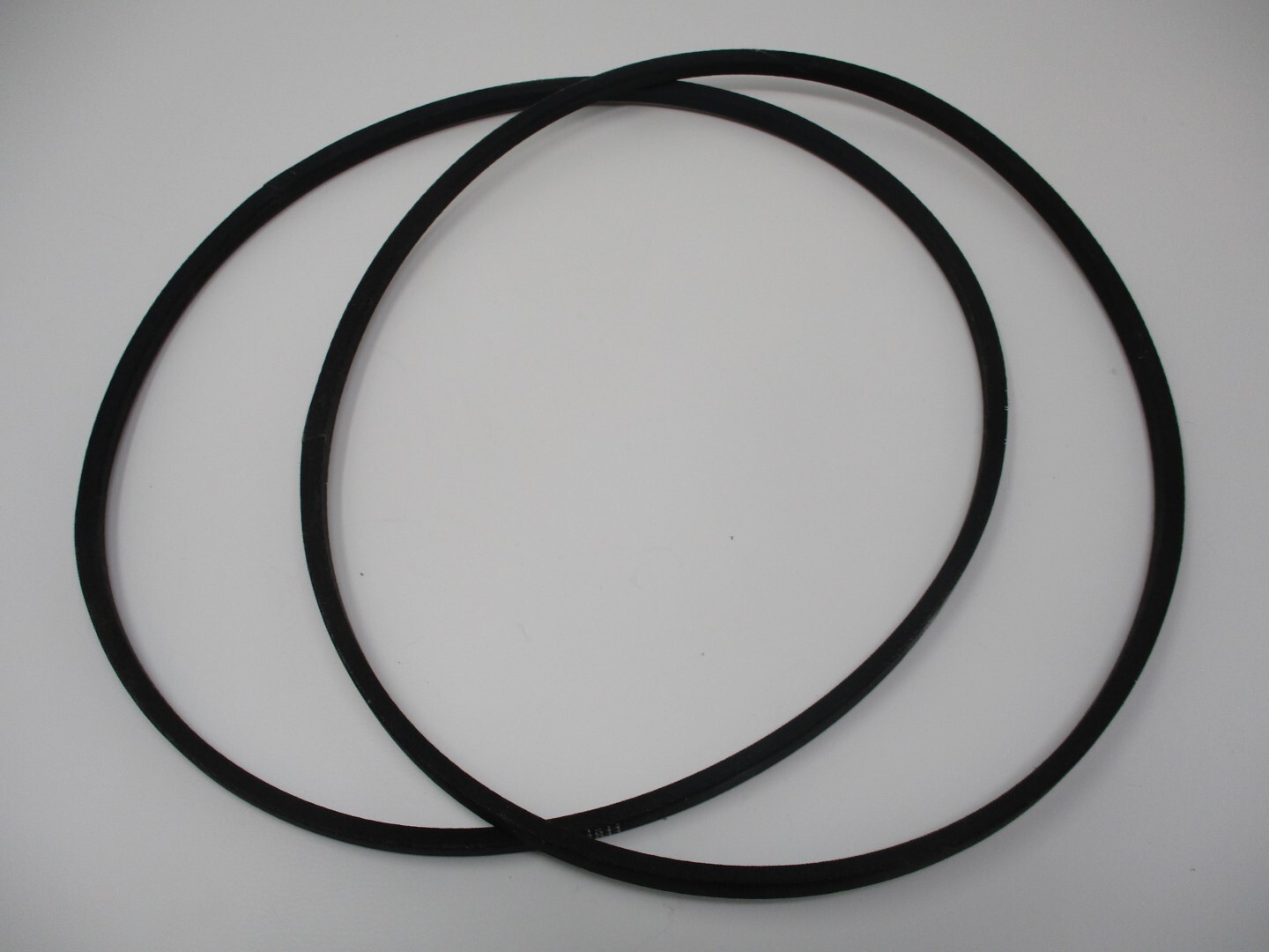 2 Pcs Genuine Toro 125-1011 Transmission V-Belt 21" Recycler Lawnmower gallery