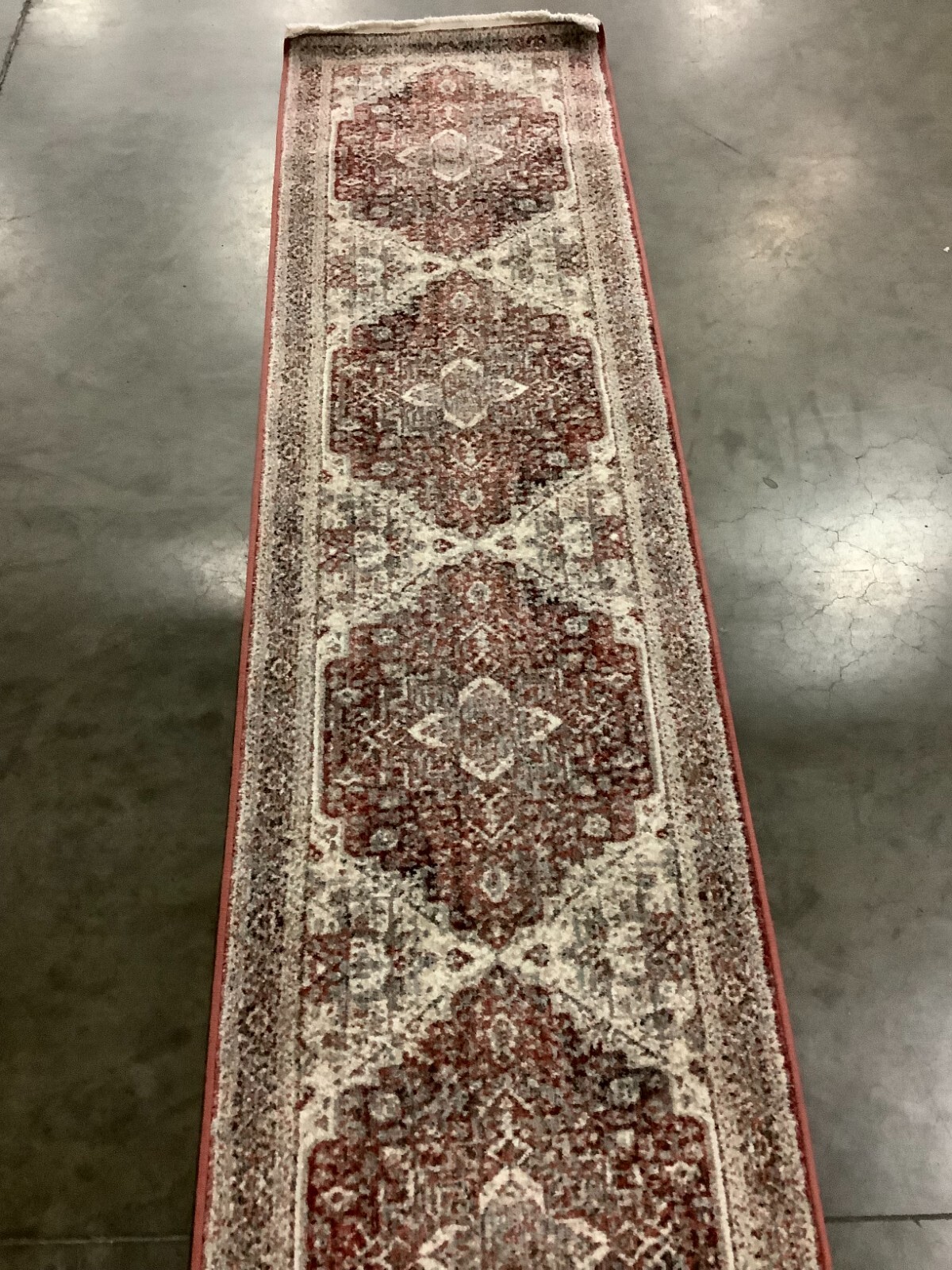 RED / IVORY 2'-0" x 8'-0" Back Stain Rug, Reduced Price 1172670173 HRT321Q-28 gallery