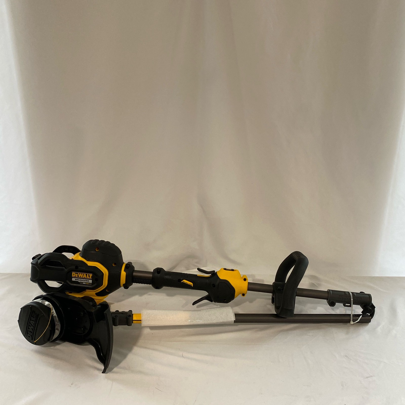 DEWALT FLEXVOLT 60V 15in String Trimmer, Tool Only - Yellow/Black gallery
