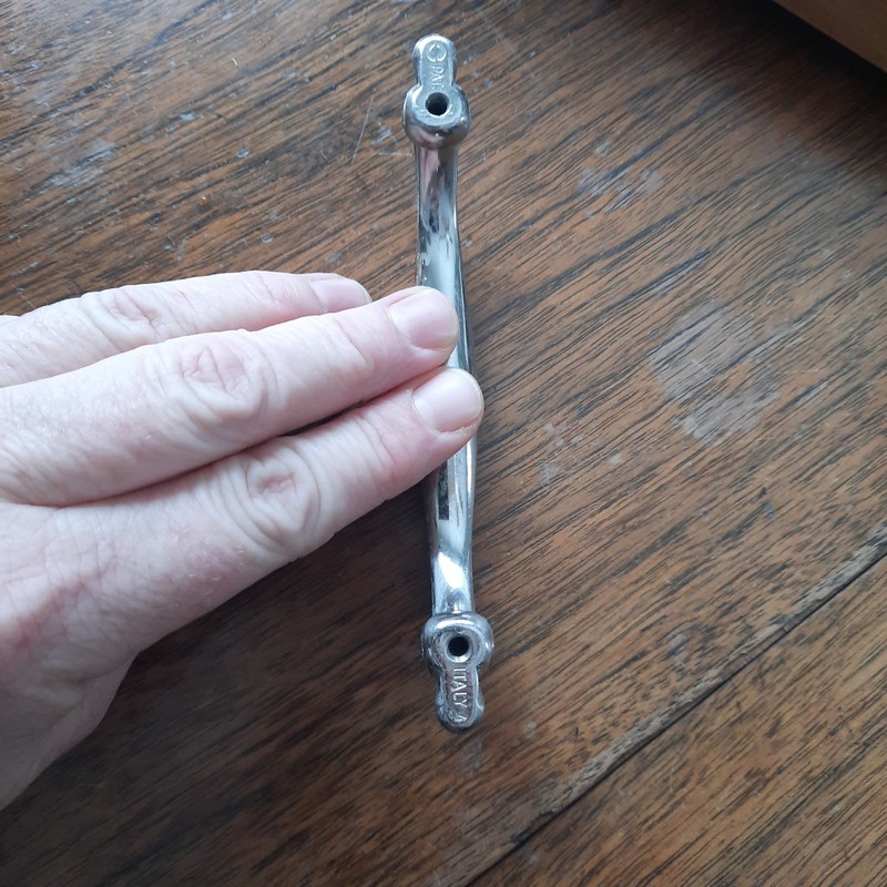 Arch Pull/Bail Pull, Cabnet Handle Set Of 16 Made In Italy gallery