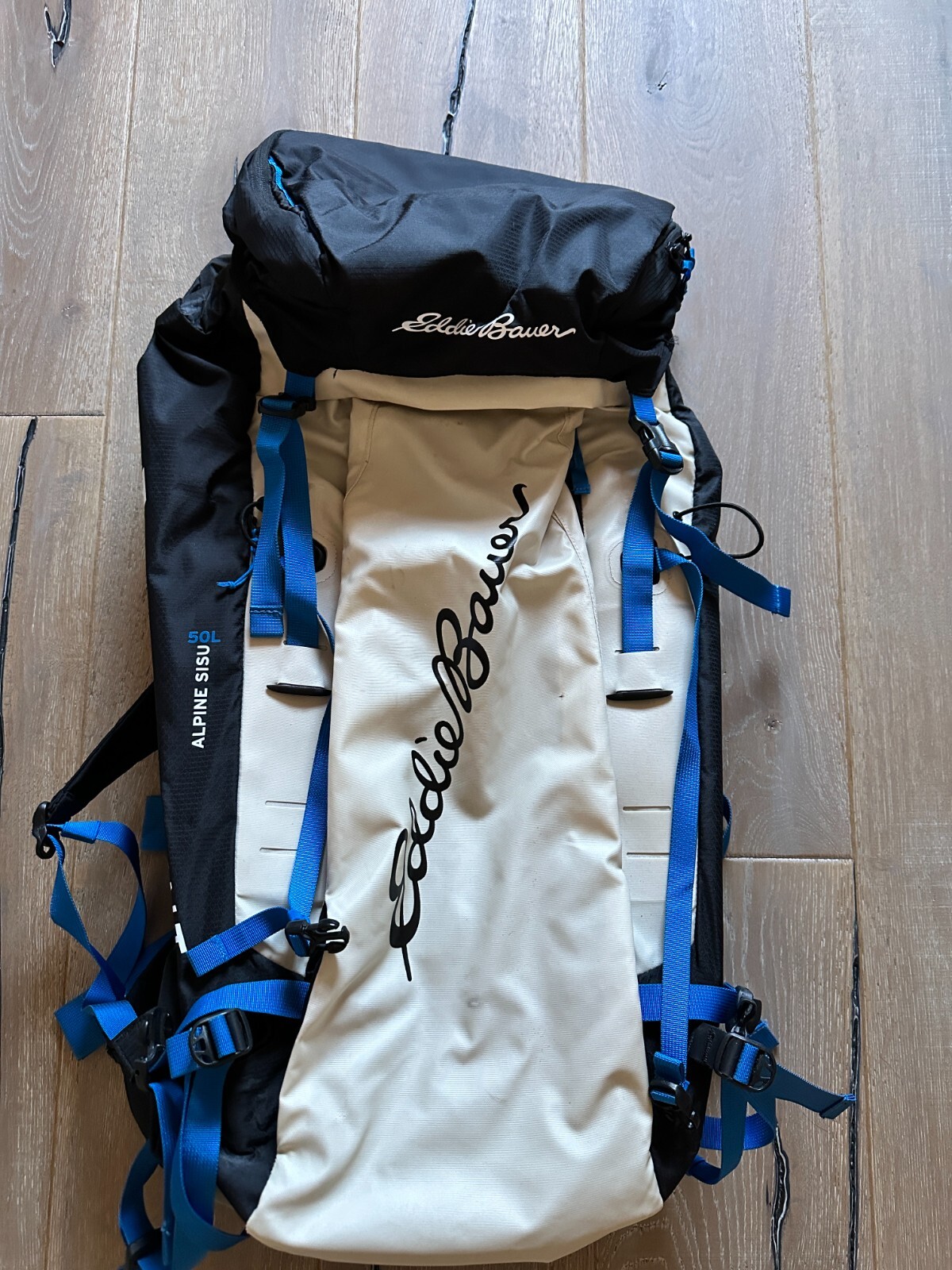 Eddie Bauer  First Ascent Alpine Sisu 50L Backpack