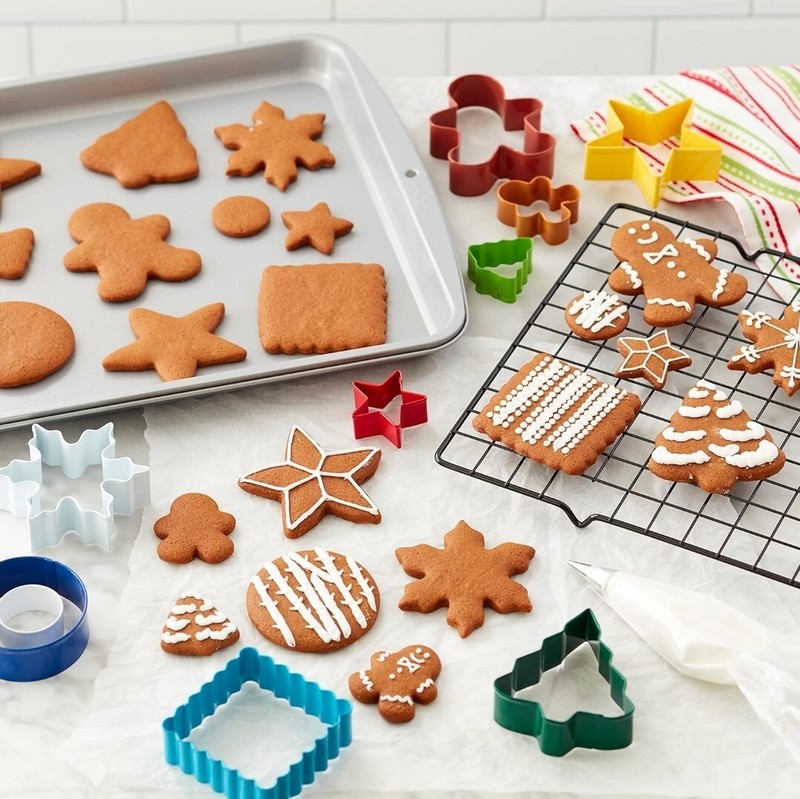 Wilton-Cookie Christmas Baking Gift Set 12 Piece Pan, Cooling Rack Sheet Cutters gallery