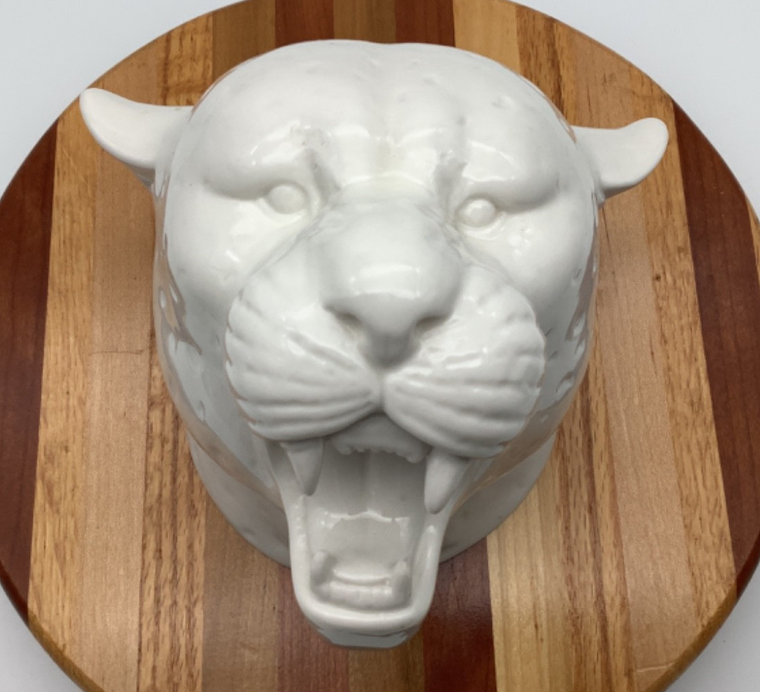 Vintage White Ceramic Leopard/ Cheetah Head Wall-Mounted gallery