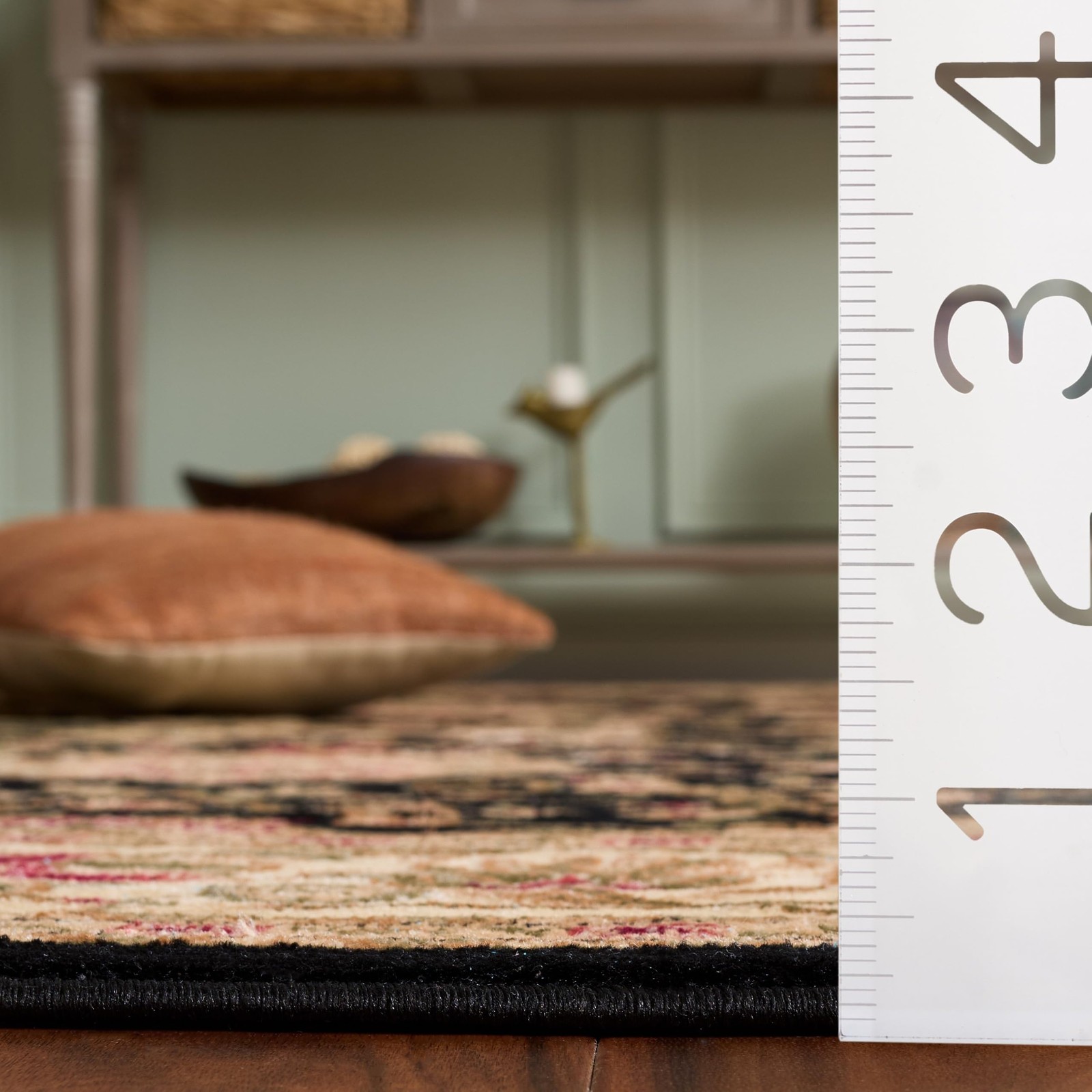 Lyndhurst Collection Accent Rug - 2'3" x 4', Black & Ivory, Traditional Orien... gallery