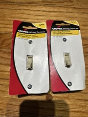 Cooper Wiring Lighted Toggle Switch, 15 amp,120 volt Ivory Lot Of 2