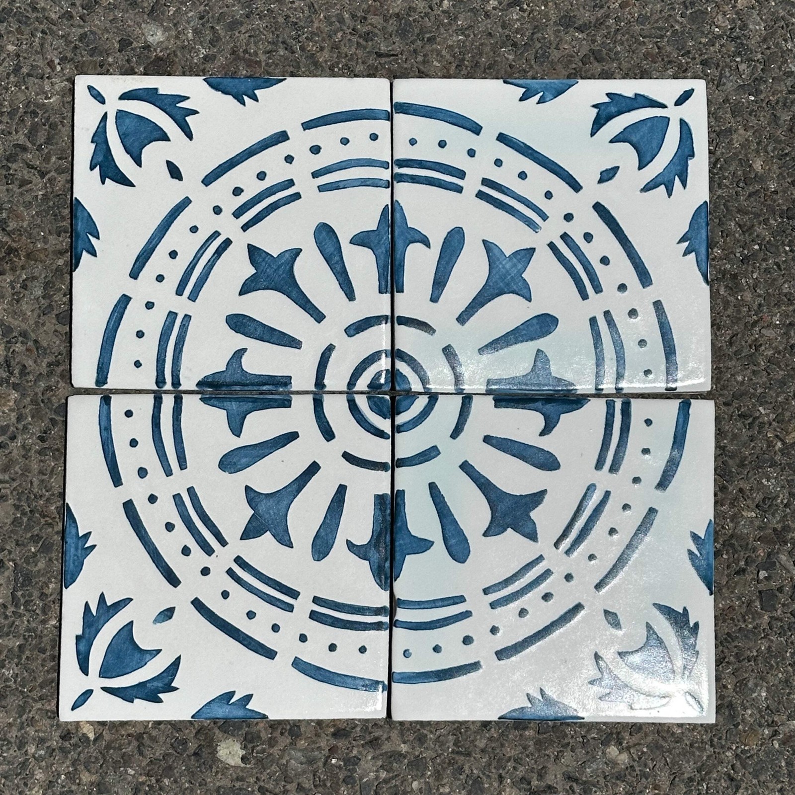 Tabarka Studio | Loggia 14 6x6 Tile, Royal Blue on White gallery