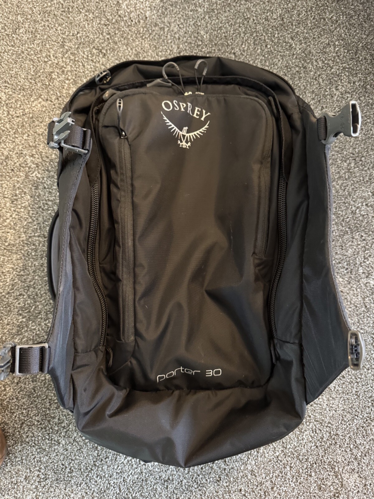 GREAT CONDITION — Osprey Porter 30 Backpack Black 2