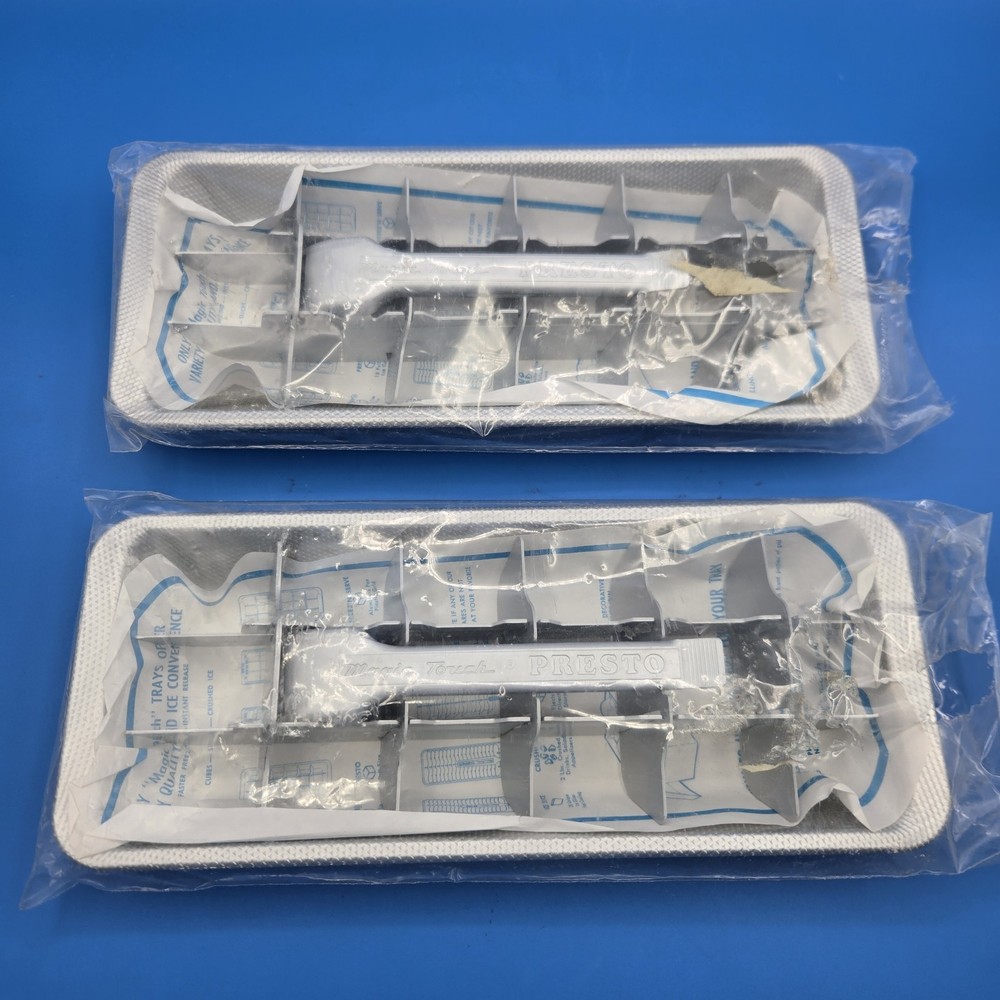 VTG Magic Touch 18 Cube Ice Tray Textured Aluminum Pull Handle LOT OF 2 NOS