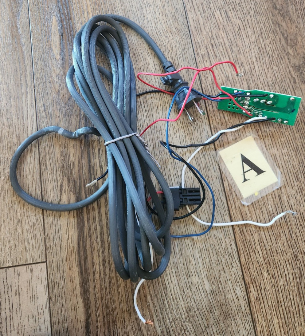 Replacement Parts For Dirt Devil SD30025VB Corded Handheld Vacuum Cleaner (L) gallery