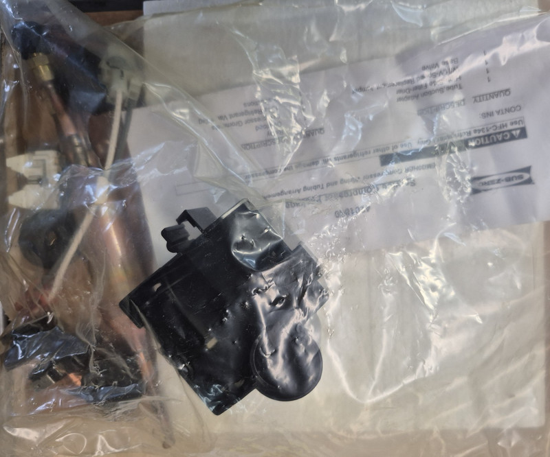 Sub Zero Compressor Kit Part# 4201880 New Old Stock gallery