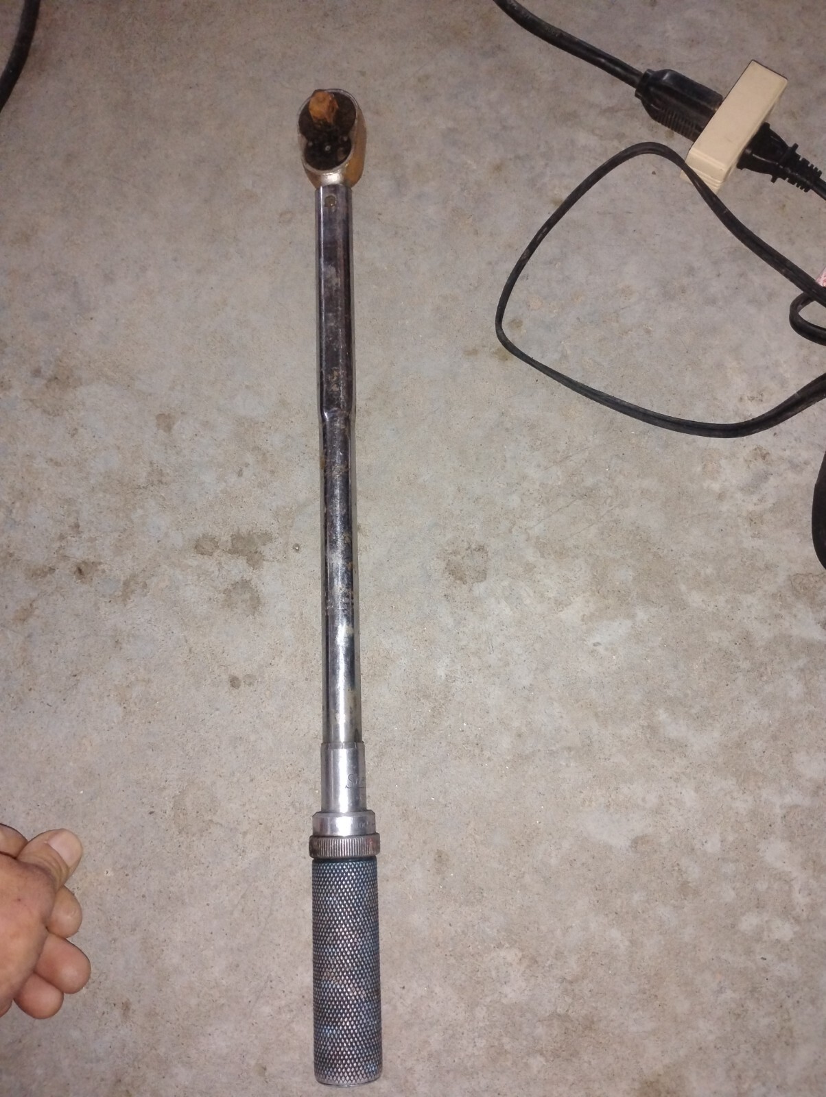 SNAP ON QJ3200 1/2" ADJUSTABLE TORQUE WRENCH - up to 200 pounds gallery