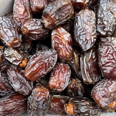 US Snacks Premium Quality Medjool Dates With Pits, California Desert Grown Dates