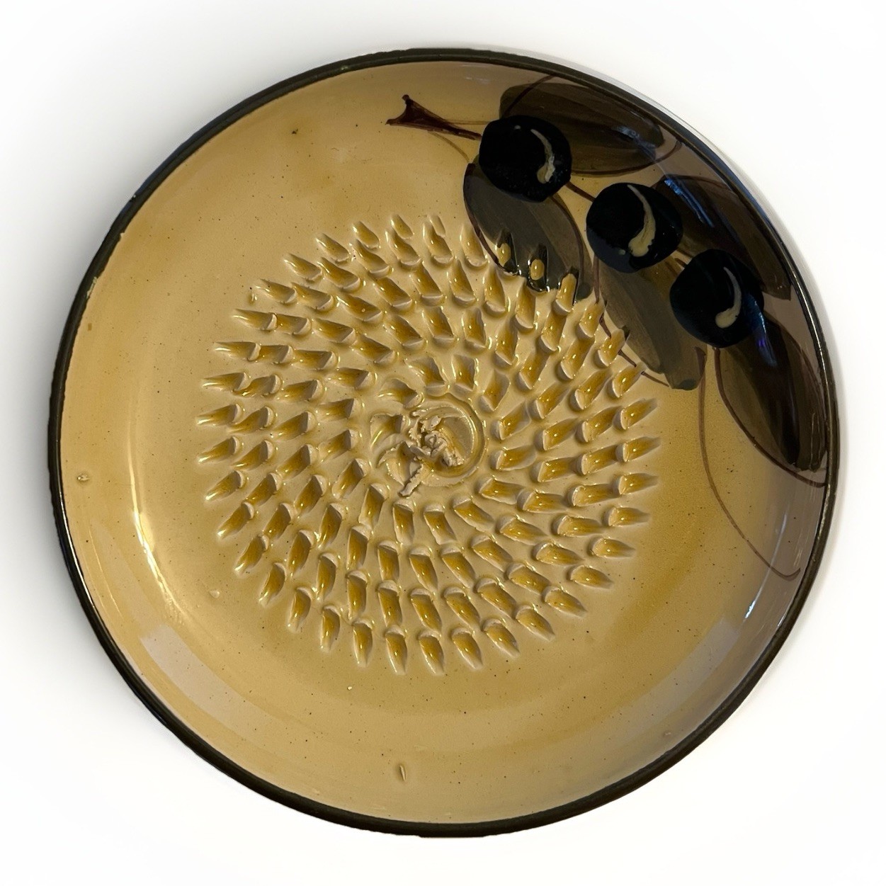 Garlic Grater Zester Rasper 4 3/4" Plate Dish SPAIN Ceramica Andaluza RUPI 1980 gallery