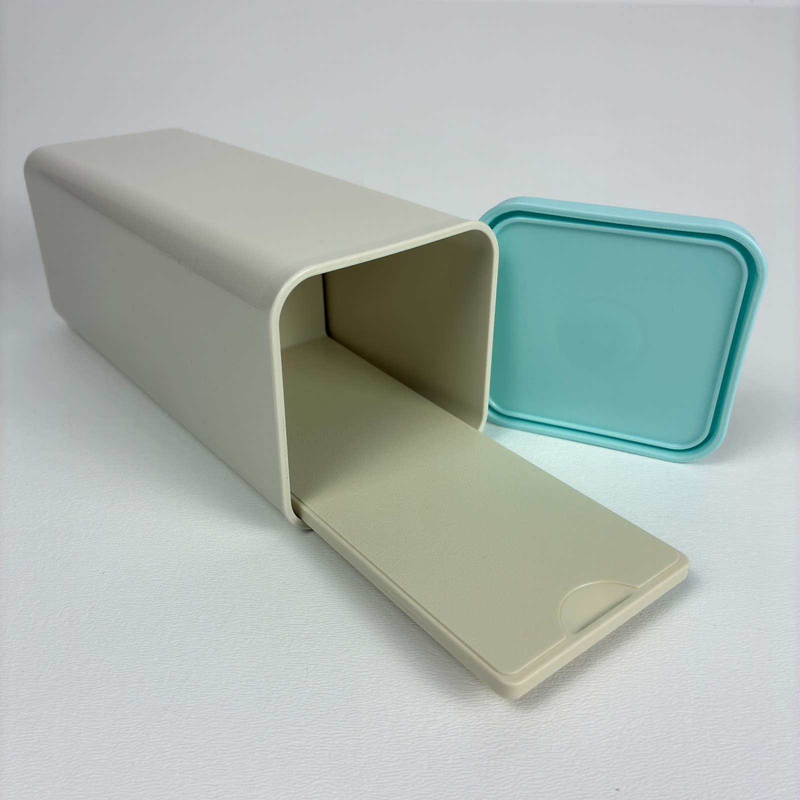 Vintage Tupperware Block Cheese Cracker Keeper 1827-5 1828-10 1829-5 gallery