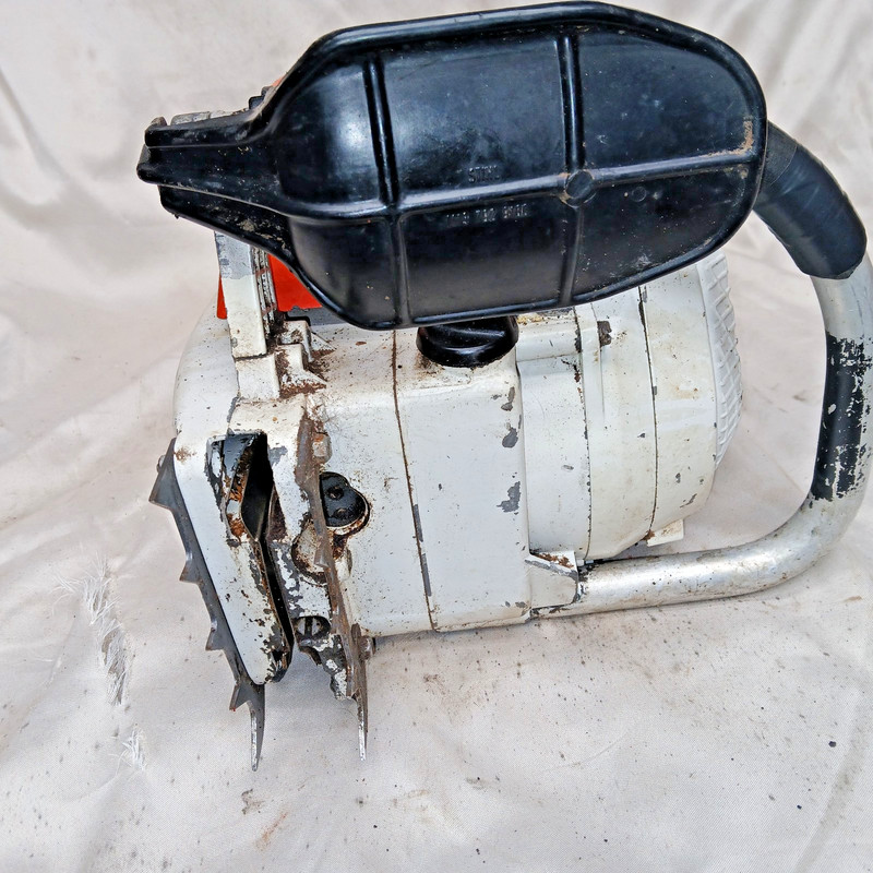 STIHL CHAINSAW, MODEL 041, PROJECT SAW, HAS COMPRESSION, NO SPARK SEE INFO BELOW gallery