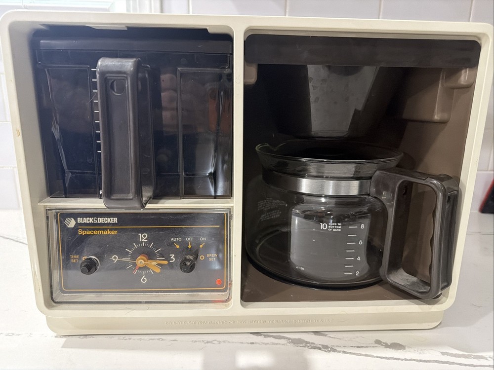 VTG Black & Decker Spacemaker Drip Coffee Maker Analog Clock Brown Beige 10 Cup