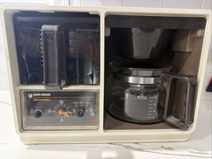 VTG Black & Decker Spacemaker Drip Coffee Maker Analog Clock Brown Beige 10 Cup