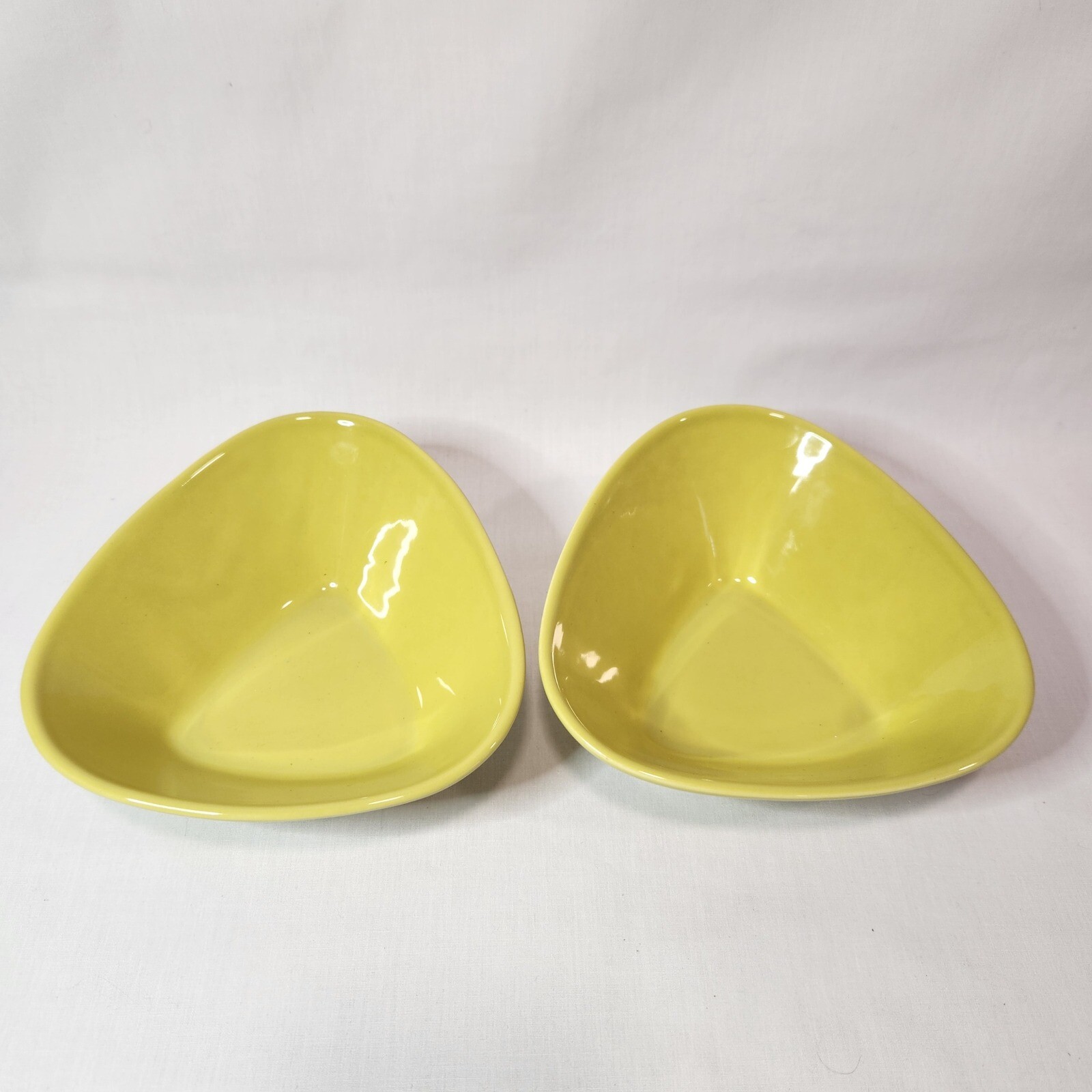 Set of 2 Crate & Barrel Triangle Cereal Soup Bowls Ceramic Yellow Green Portugal gallery