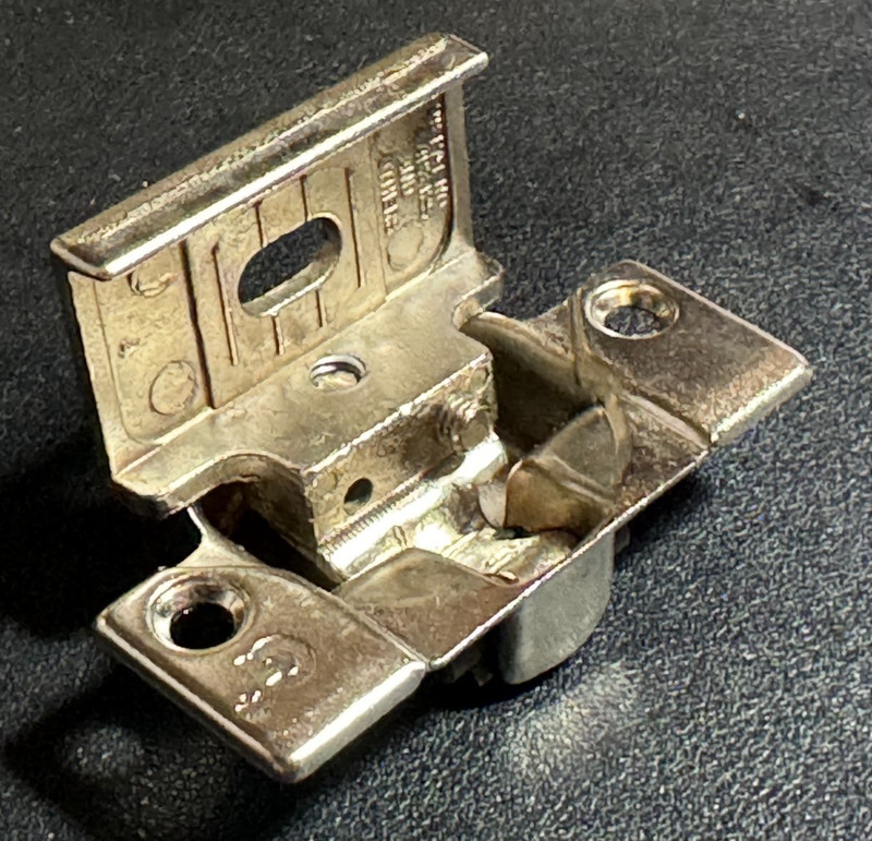 GRASS 830-33 Compact Cabinet Hinge – 1-1/4" Overlay • OEM • CLEAN & TIGHT gallery