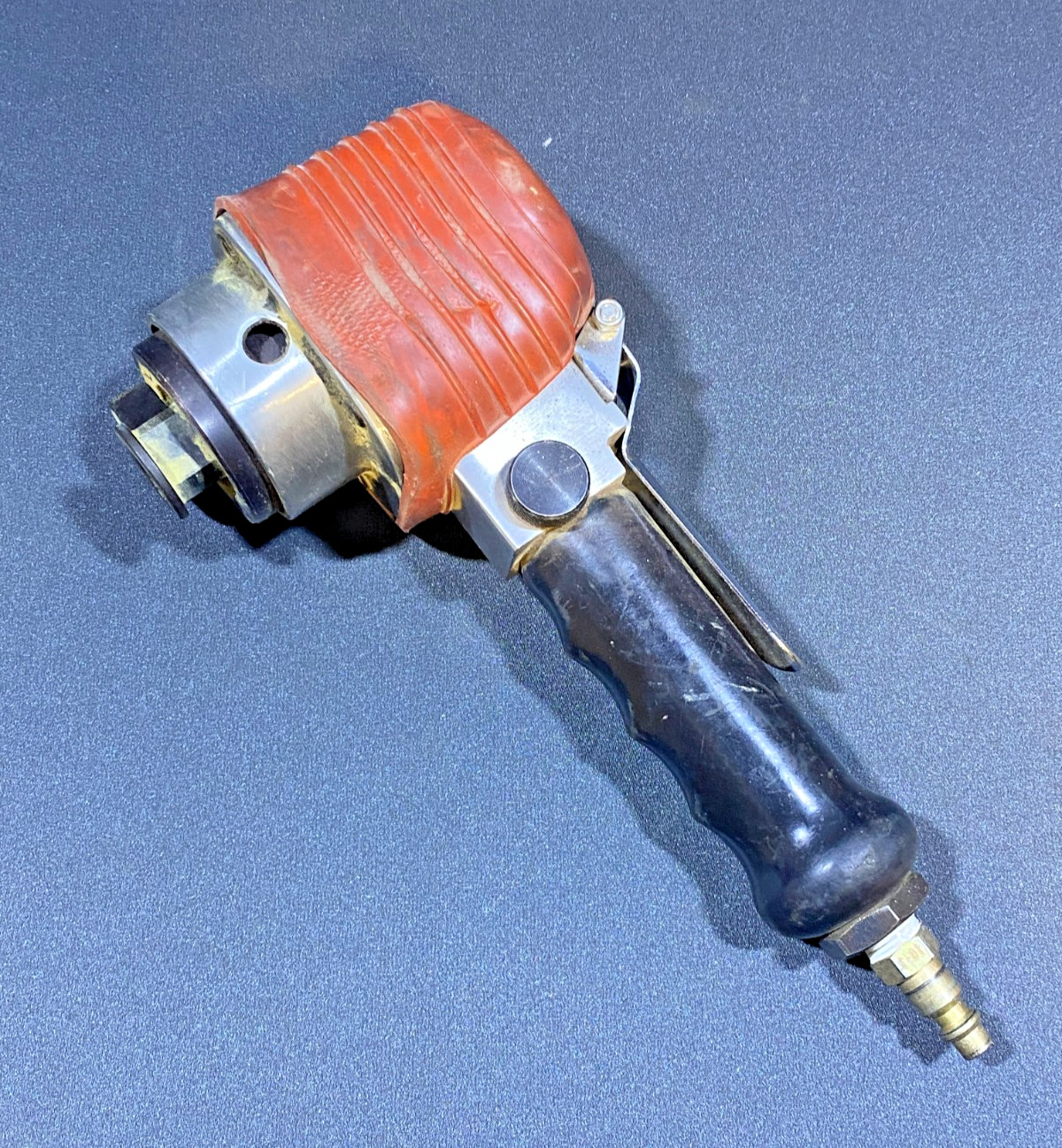 MAC Tools 6" Dual Action Pneumatic Sander Model AS150c gallery