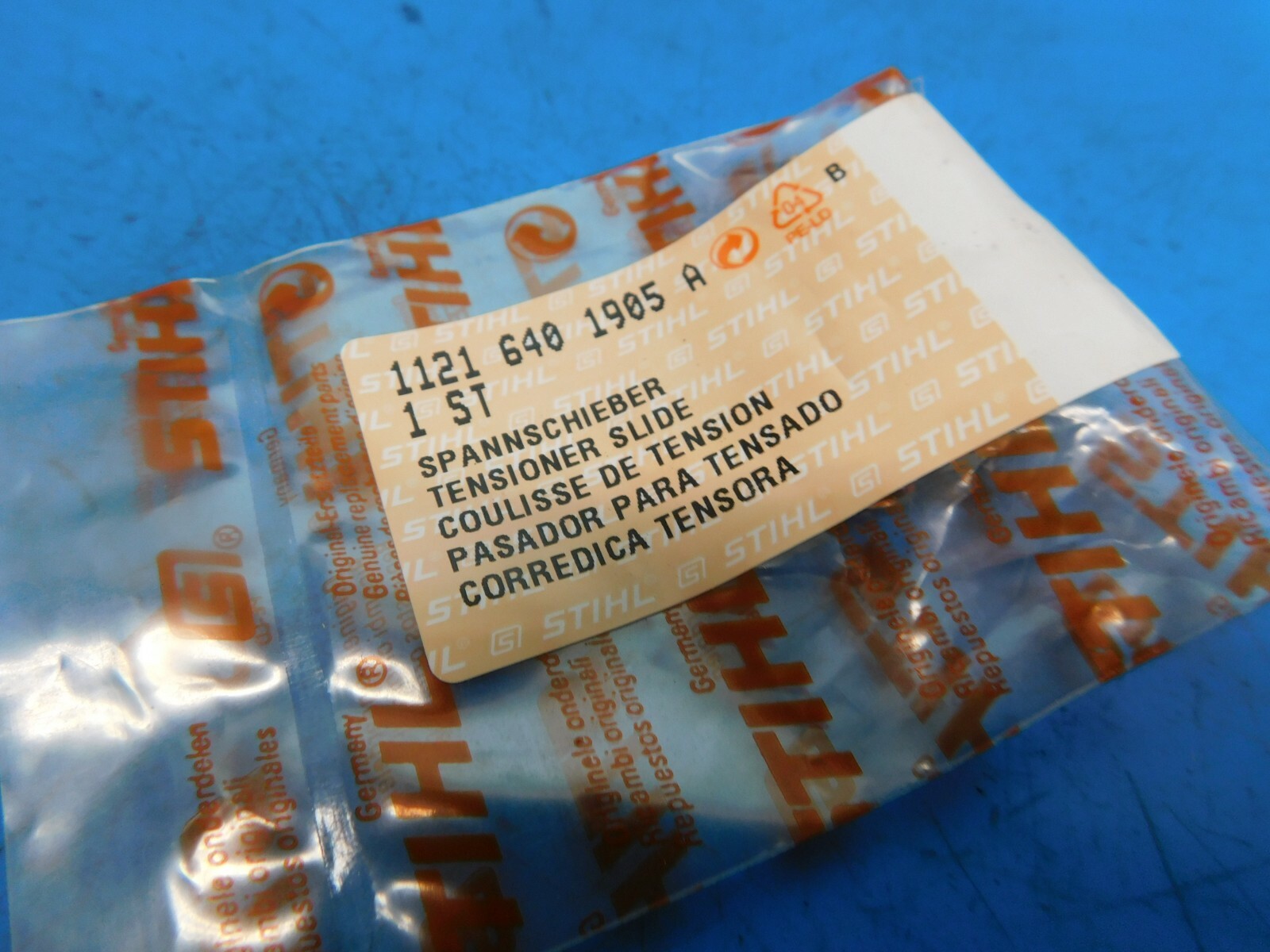 NEW OEM ADJUSTER SET FOR STIHL CHAINSAW 024 026 ---- BOX 253-O gallery