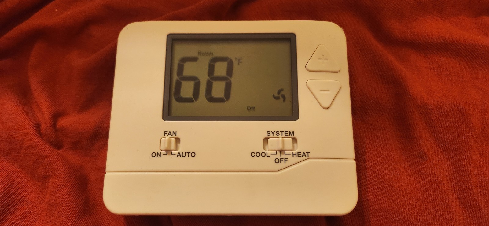 White Digital Non-Programmable Rectangular Thermostat Heat-Cool-Off Controls gallery