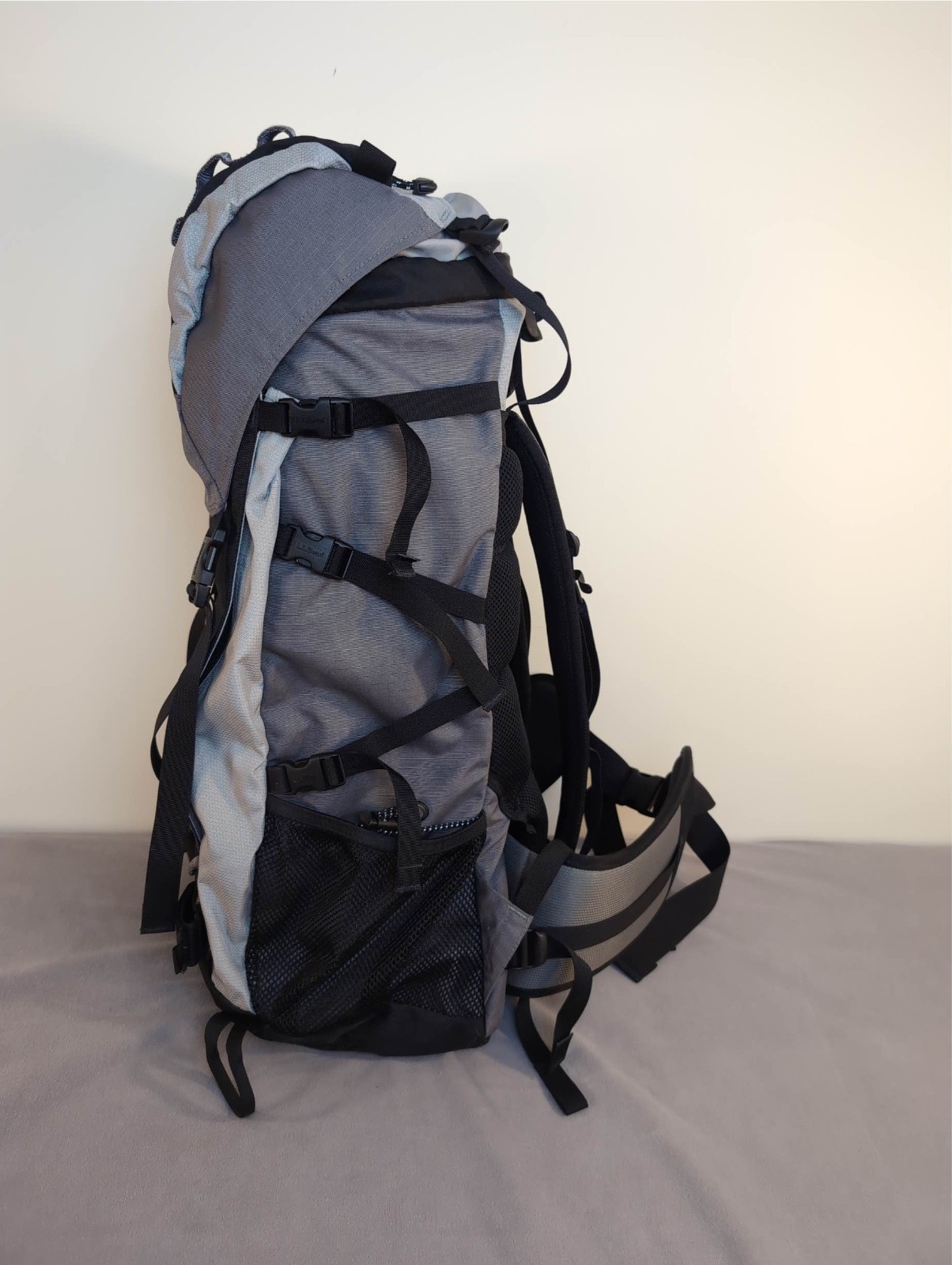 LL Bean Large Gray Black Hiking Backpack Internal Frame ~40L LLBean Excellent 4