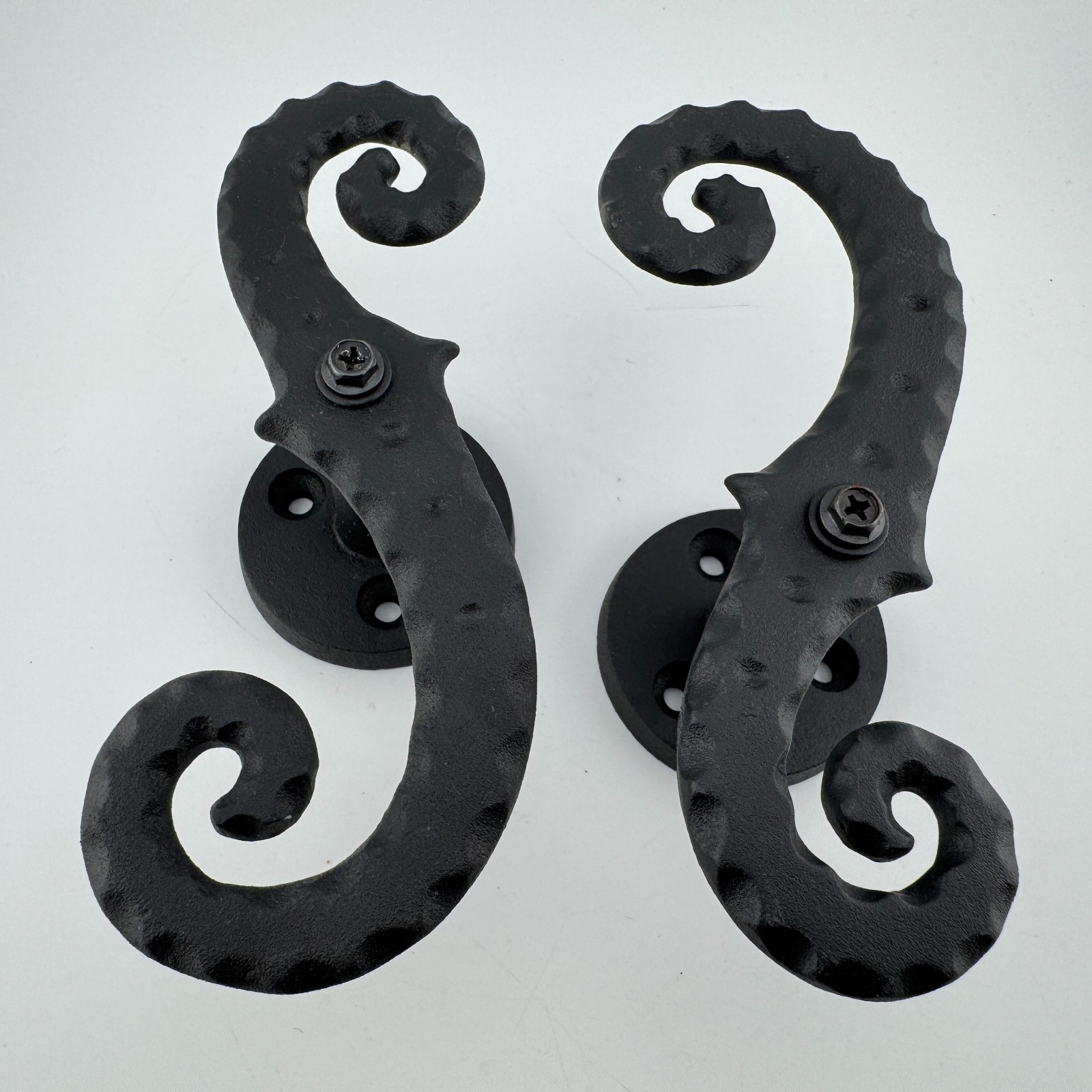 1 Pair - Black Galvanized Iron Scroll Post Mount Shutter Dogs w/ Hammered Edge gallery