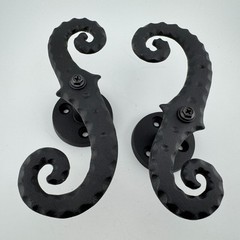 1 Pair – Black Galvanized Iron Scroll Post Mount Shutter Dogs w/ Hammered Edge