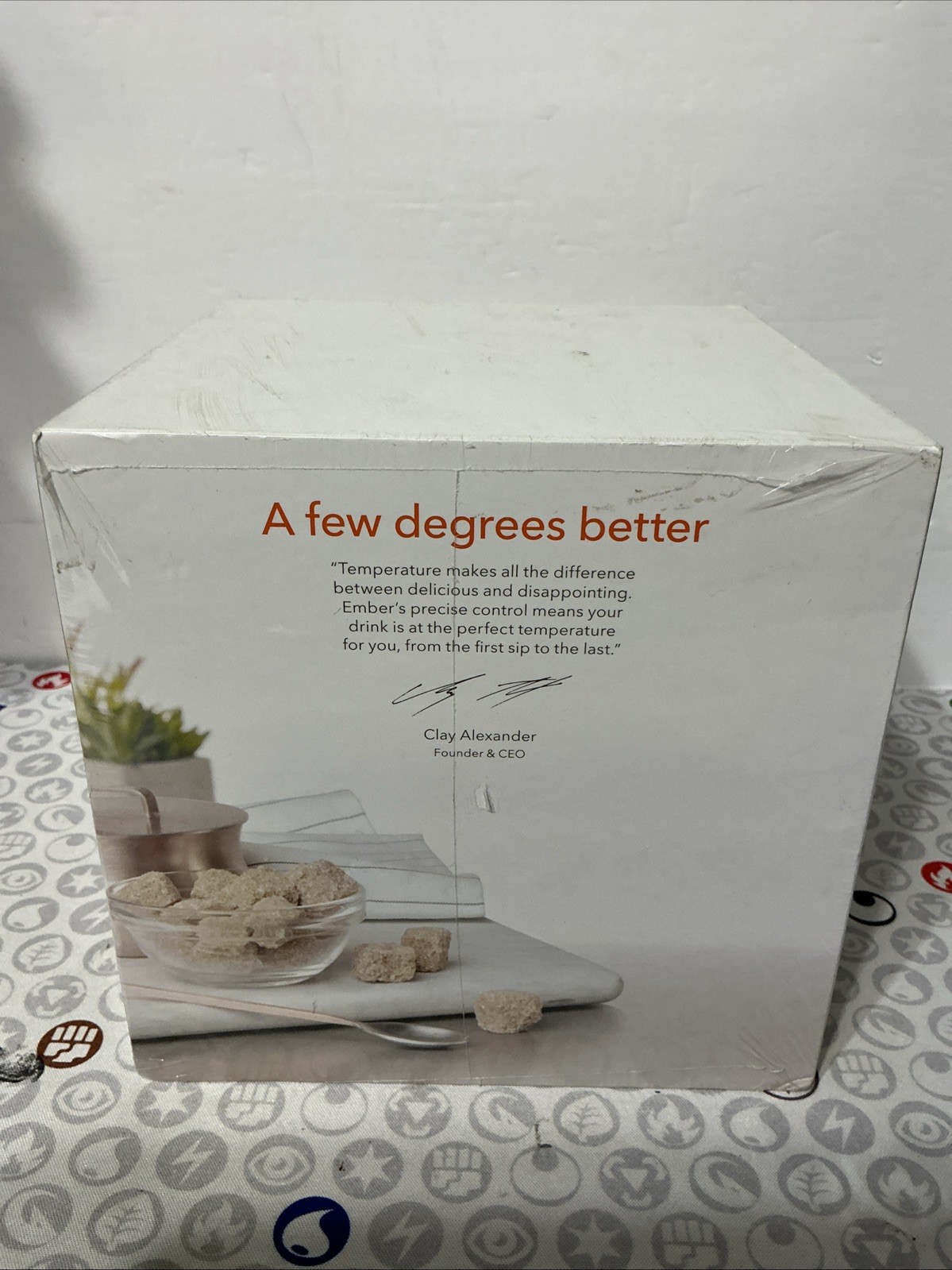 Ember CM17 Temperature Control Ceramic Mug - White - New - Sealed - FastShip! gallery