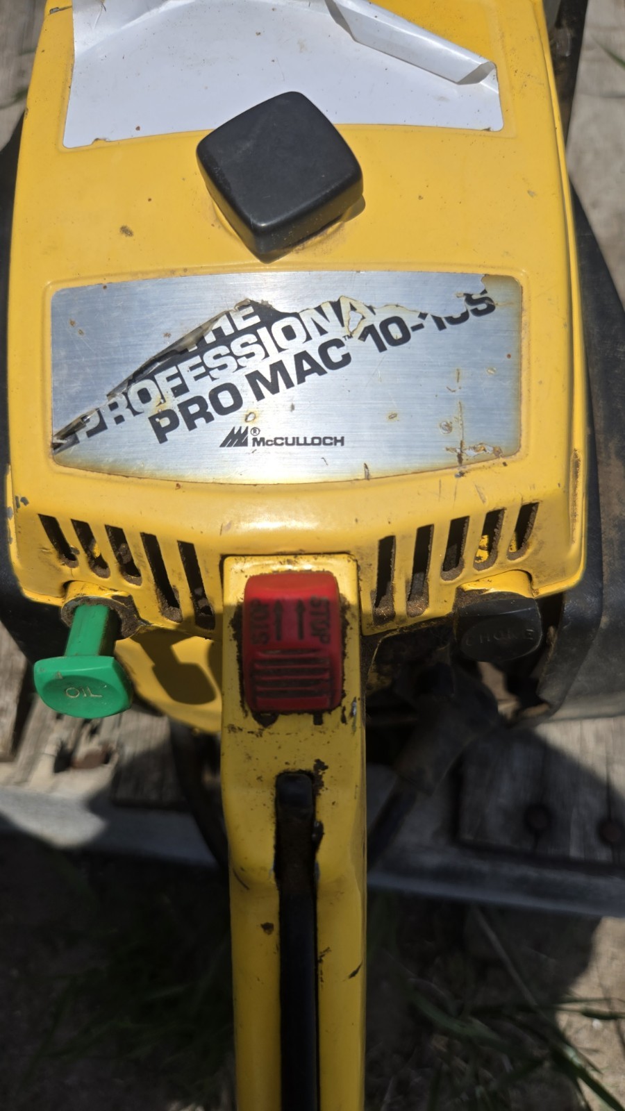 McCulloch Pro Mac 10-10s Running Chainsaw Power Head Only gallery