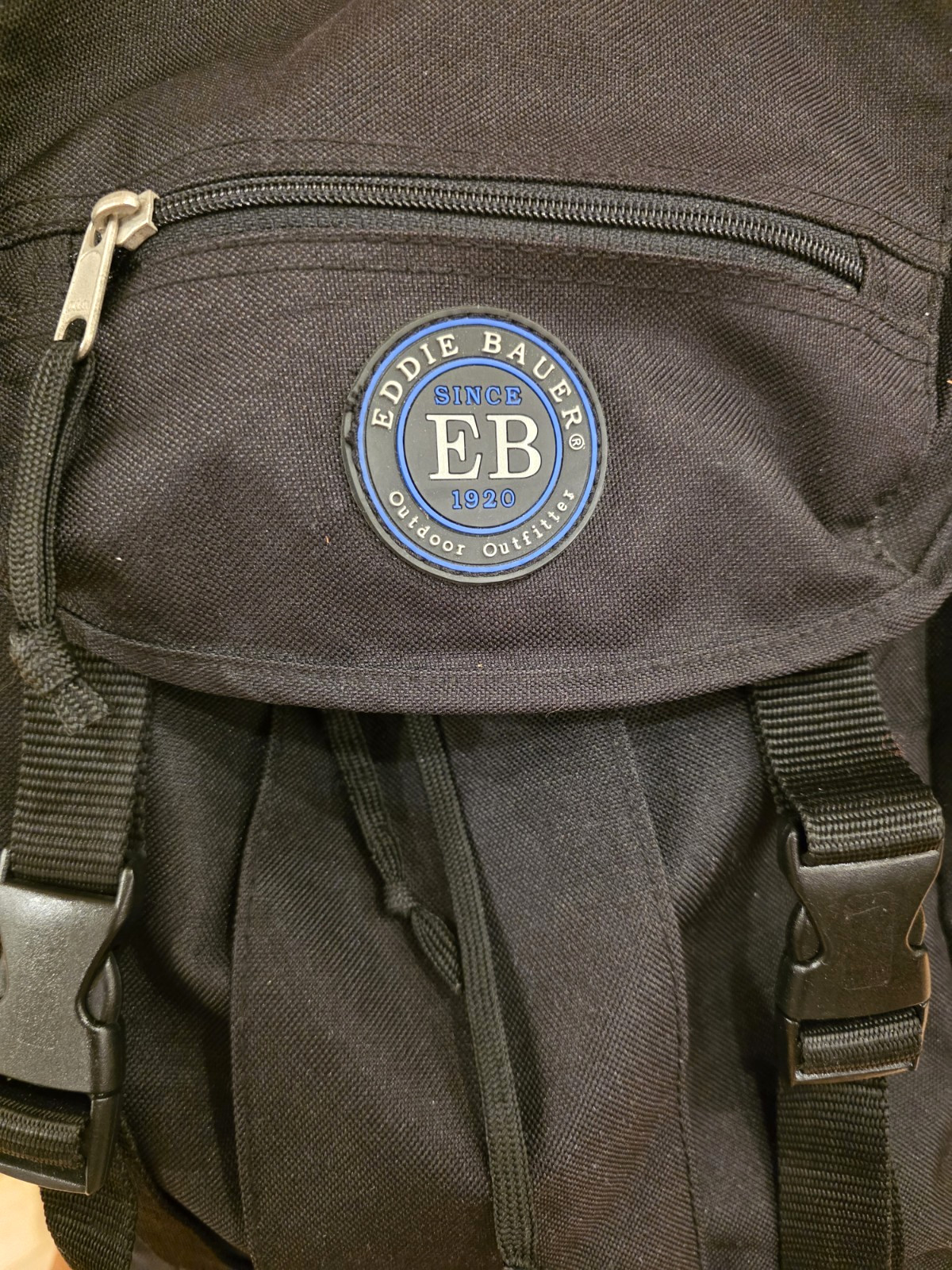 Eddie Bauer BACKPACK Large BLACK Multi Compartment  EXCELLENT Condition 3