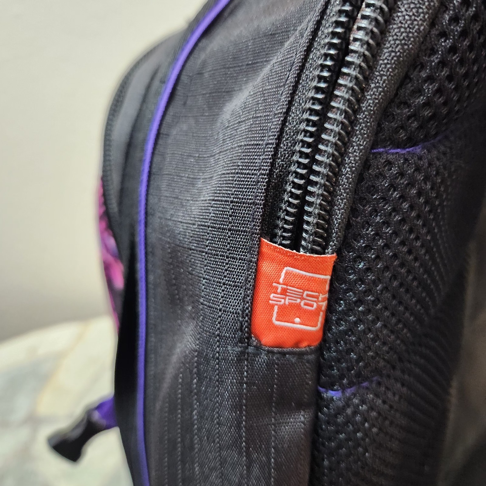 High Sierra Purple / Black Backpack / Suspension Strap System / School Bag 4
