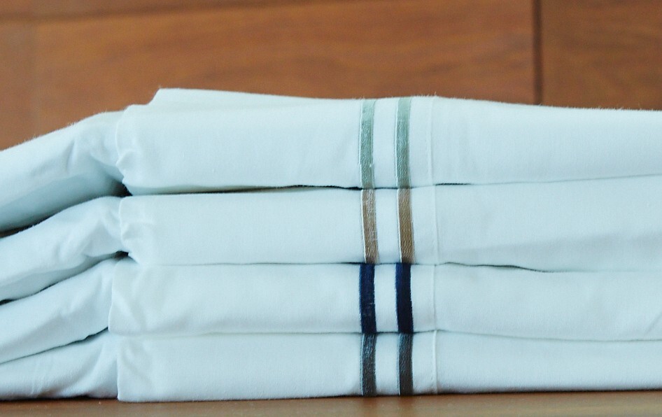 Hamptons 300 Thread Count 100% Egyptian Cotton 4 pcs Queen Size bed sheet set gallery