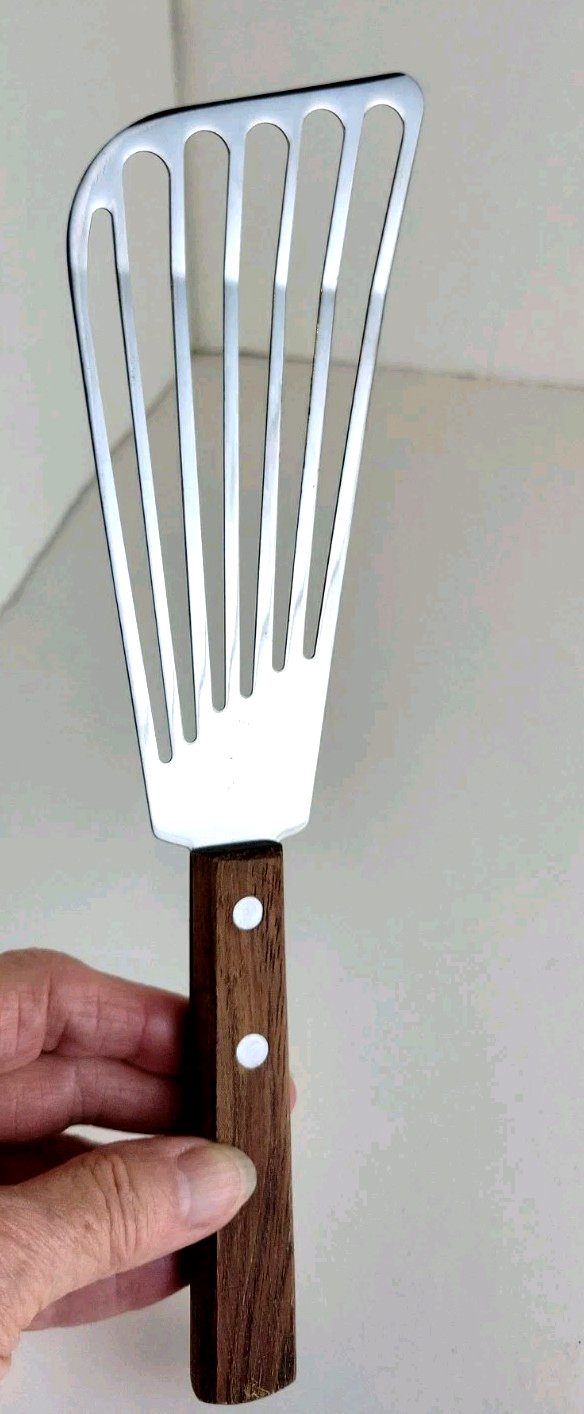 TableCraft® Stainless Steel Fish Turner with Wooden Handle, 11" Long - NEW gallery