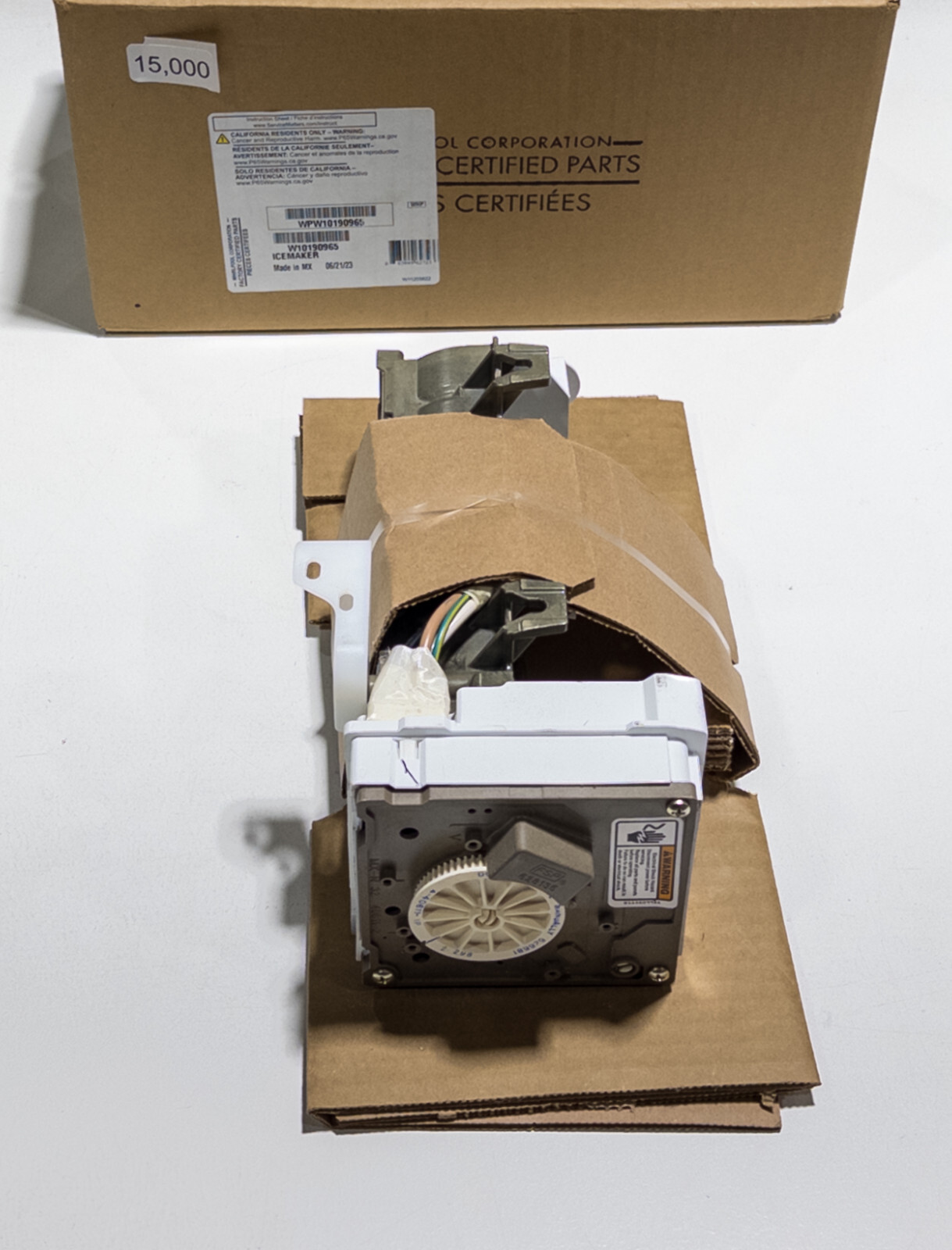 Whirlpool w10190965 Refrigerator Freezer IceMaker w11381372 Ice Maker gallery