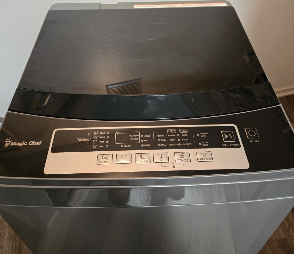 Magic Chef MCSTCW16S4 Portable Top-Loading Washer 1.6 cu ft, Gray gallery