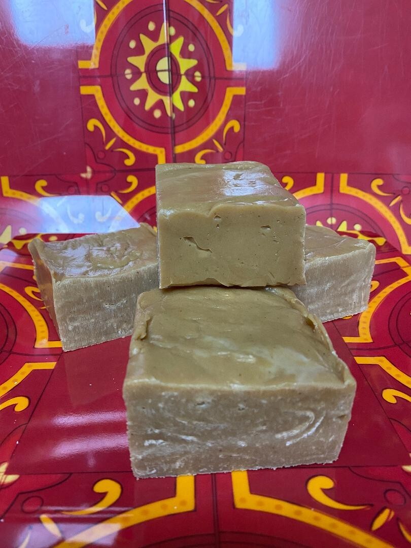 Butterscotch Fudge *nut free* 1/2 pound (intship) gallery