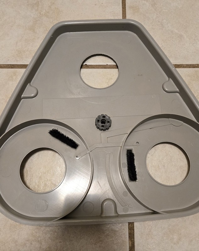 Electrolux Epic Floor Pro Floor Shampooer Scrubber Cleaner S105G gallery