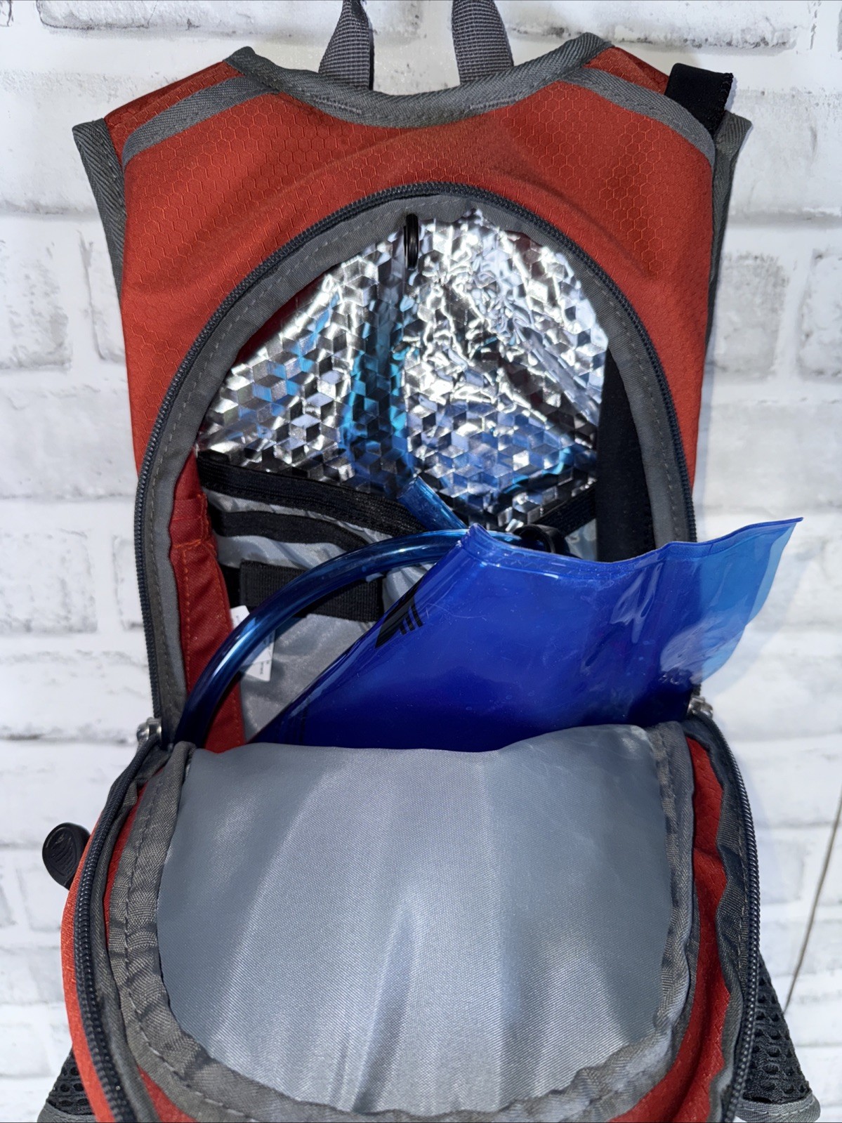 High Sierra Air Flow Cooled Small Hiking Backpack Camelback Red Orange 2