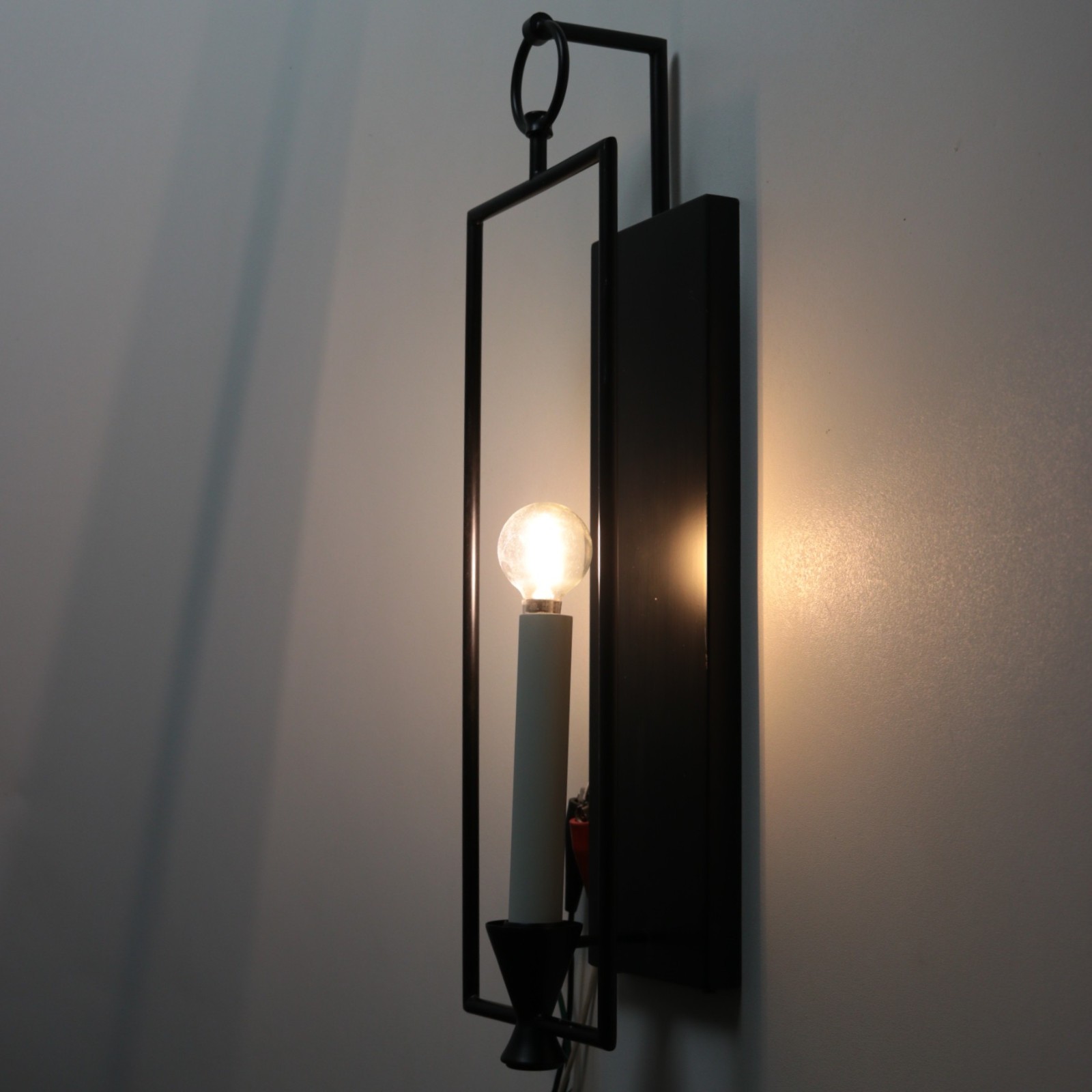 Visual Comfort CW1021AI Keystone Wall Sconce in Aged Iron gallery
