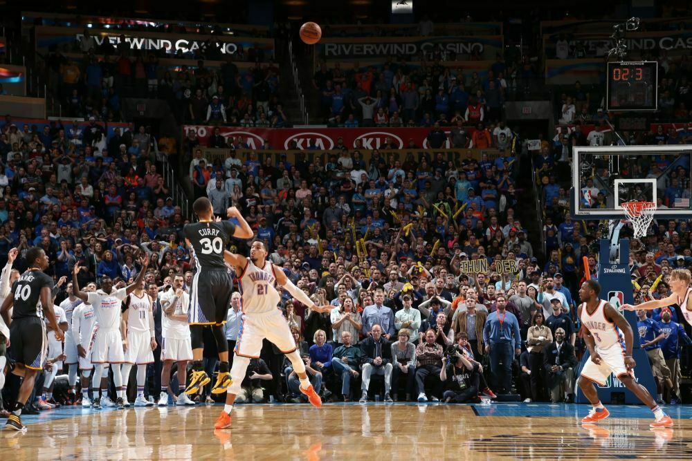 STEPH CURRY GAME WINNING SHOT NBA BASKETBALL Poster - POSTER 20x30 gallery
