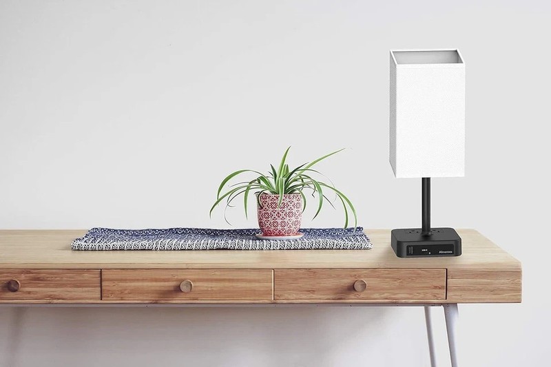 Touch Control Bedside Table Lamp with USB C & USB a Charging Port and 2 AC Outle gallery