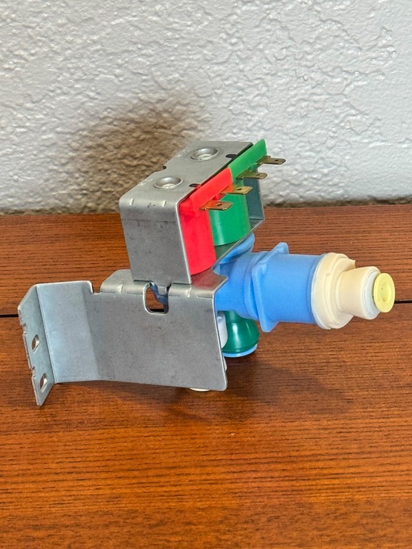 Robertshaw IMV-708 N-86 Ice Machine Water Valve, 120V 50/60Hz gallery